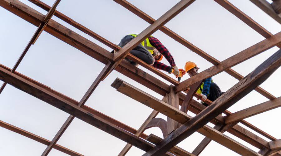 Professional gutter cleaning in Colon, MI